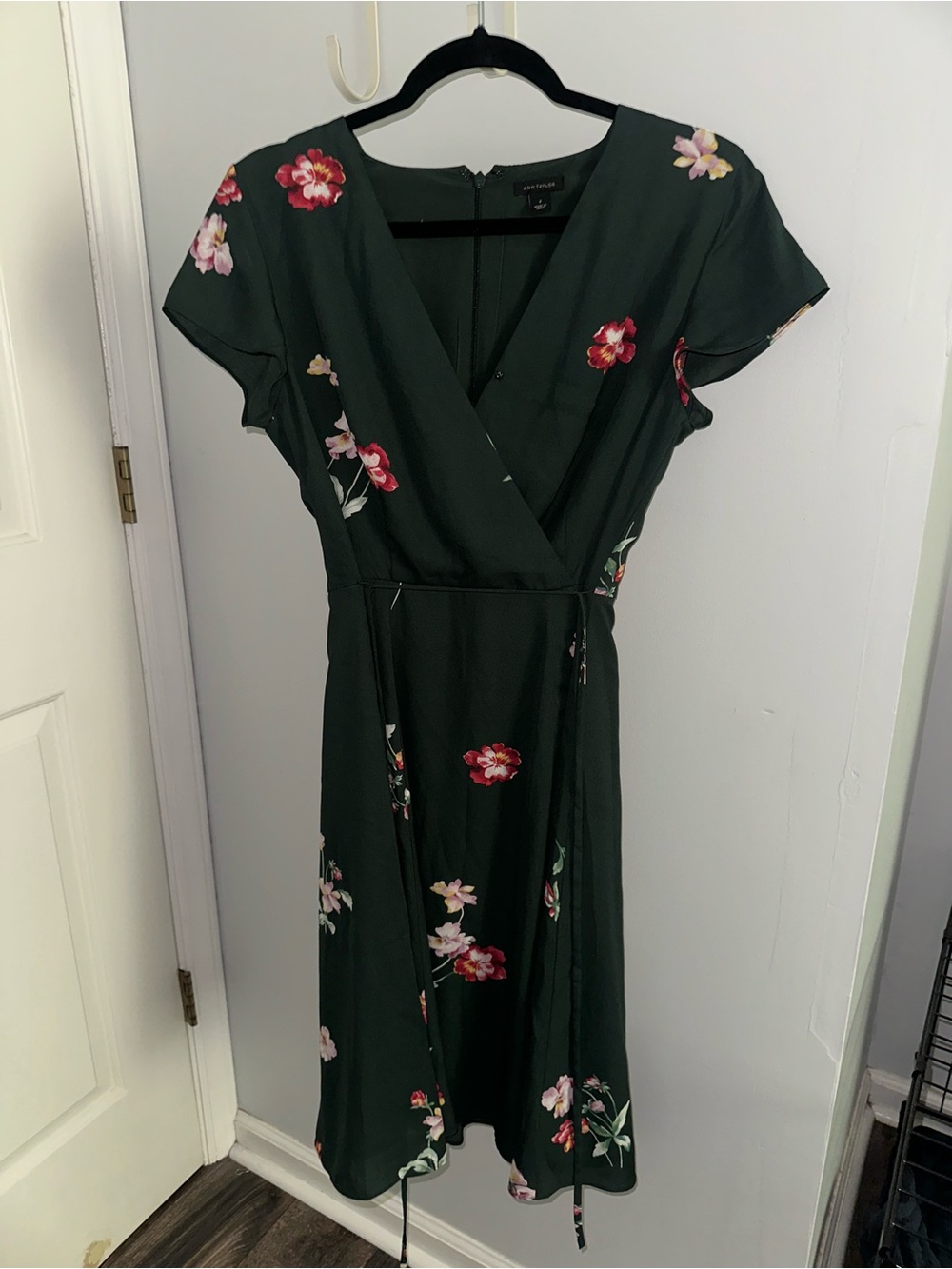 Ann Taylor Dark Green Floral Wrap Midi Dress